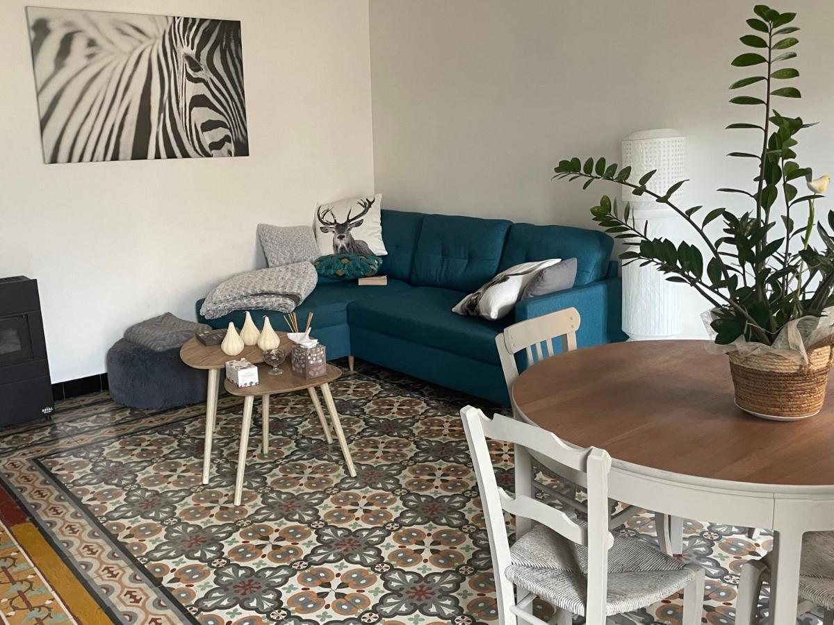 Fraissé-des-Corbières Chez Tatie Menie Bed & Breakfast エクステリア 写真